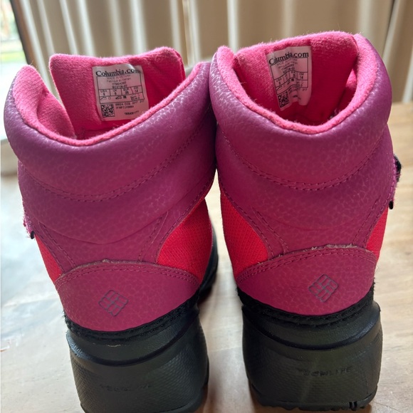 Columbia Snow Boots ~ Pink and Black - Picture 5 of 10